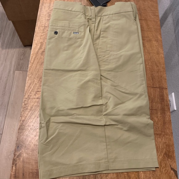 🆕 NWT Hurley Nike Dri-Fit regular fit Chino Shorts - Picture 2 of 4